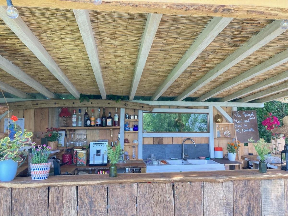 Cabane Bivouac à l'ombre des chênes Idrac-Respailles Extérieur photo